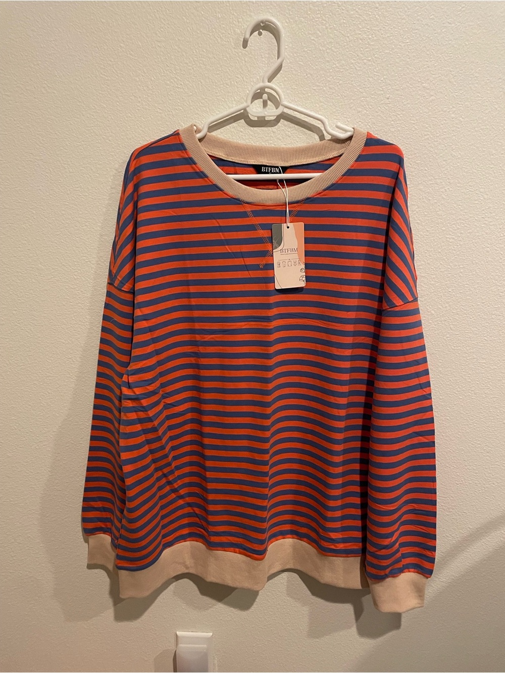 Etifan Striped Crewneck Sweater in Orange and Navy